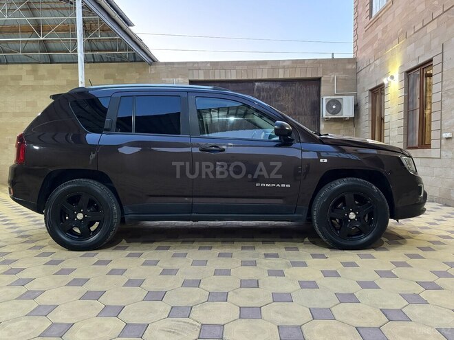 Jeep Compass 2013, 144,000 km - 2.4 l - Tovuz