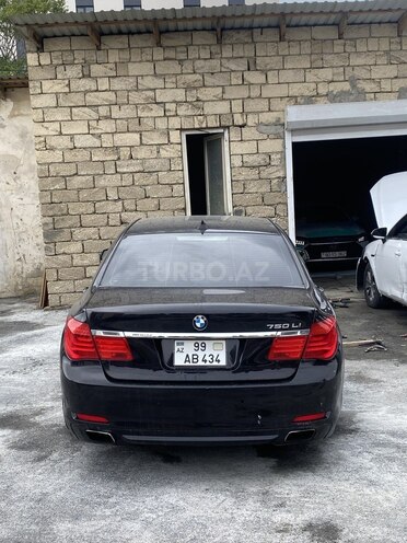 BMW 750 2010, 299,000 km - 4.4 l - Bakı