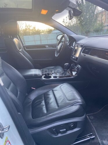 Volkswagen Touareg 2013, 210,000 km - 3.6 л - Balakən