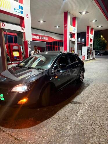 Opel Astra 2012, 142,000 km - 1.6 l - Bakı