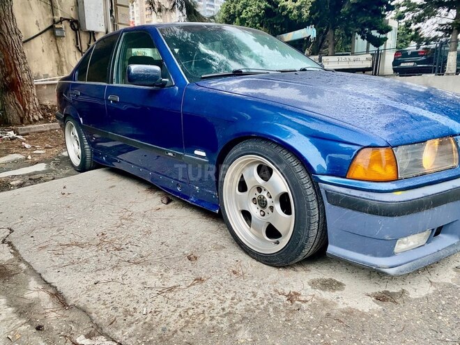BMW 325 1998, 300,000 km - 2.5 l - Bakı