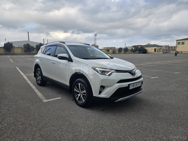 Toyota RAV4 2018, 243,300 km - 2.0 л - Bakı