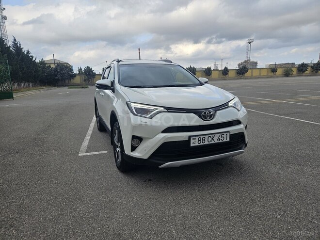Toyota RAV4 2018, 243,300 km - 2.0 л - Bakı