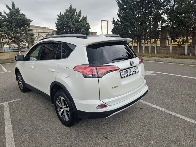 Toyota RAV4 2018, 243,300 km - 2.0 л - Bakı