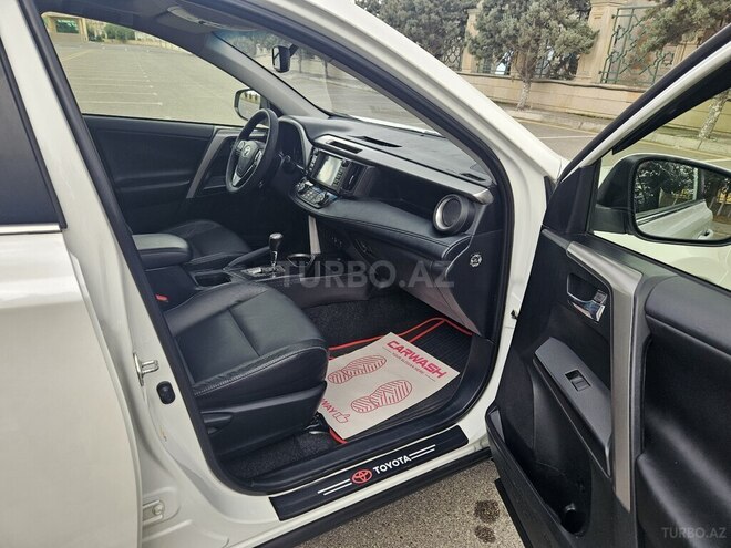 Toyota RAV4 2018, 243,300 km - 2.0 л - Bakı