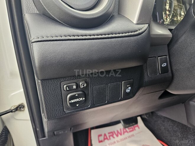 Toyota RAV4 2018, 243,300 km - 2.0 л - Bakı