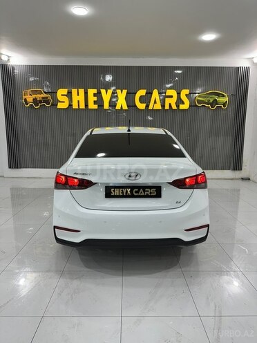 Hyundai Accent 2018, 152,000 km - 1.6 l - Sumqayıt