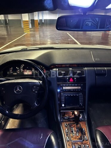 Mercedes E 240 2000, 335,000 km - 2.4 l - Bakı