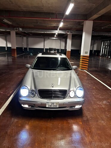 Mercedes E 240 2000, 335,000 km - 2.4 l - Bakı