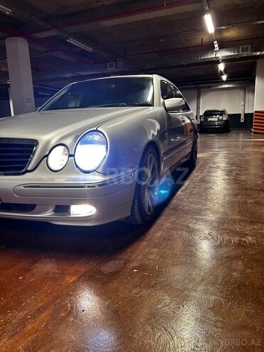 Mercedes E 240 2000, 335,000 km - 2.4 l - Bakı