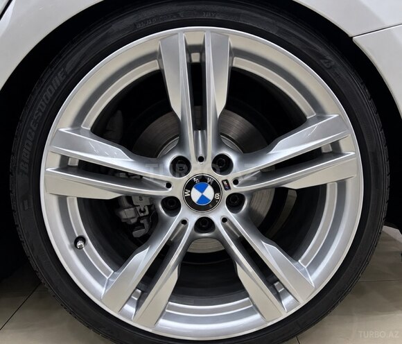 BMW 330 2016, 127,000 km - 2.0 l - Bakı