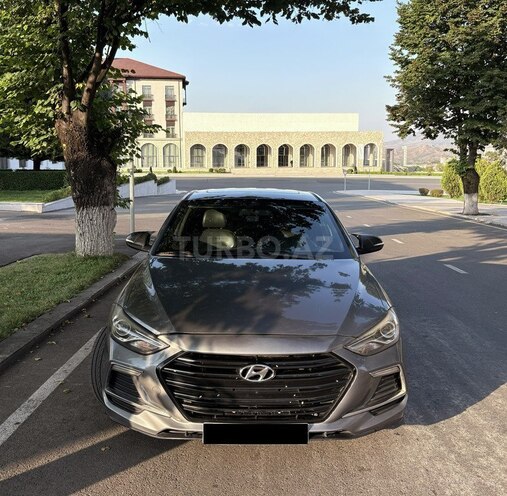 Hyundai Elantra 2017, 206,000 km - 1.6 l - Bakı