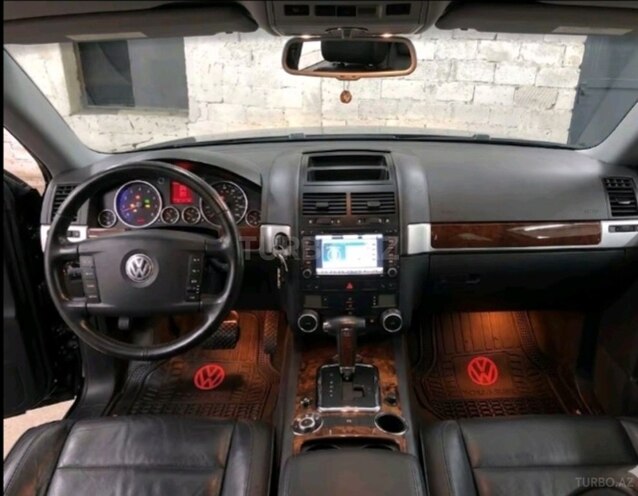 Volkswagen Touareg 2003, 221,000 km - 3.2 l - Sumqayıt