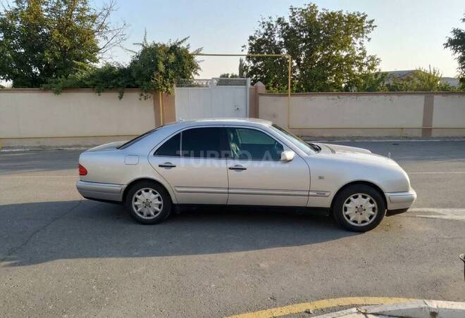 Mercedes E 300 1997, 316,000 km - 3.0 л - Naxçıvan