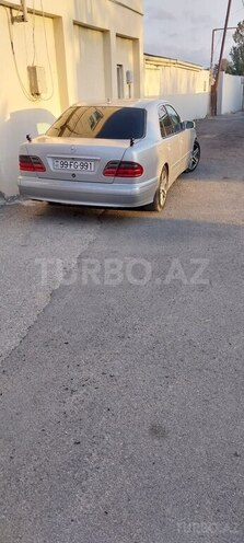 Mercedes E 280 2001, 320,000 km - 2.8 l - Bakı