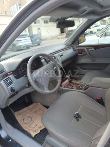 Mercedes E 320 2000, 395,000 km - 3.2 л - Bakı