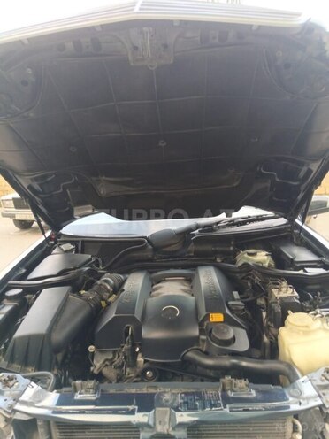 Mercedes E 320 2000, 395,000 km - 3.2 л - Bakı
