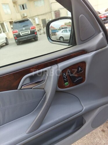Mercedes E 320 2000, 395,000 km - 3.2 л - Bakı