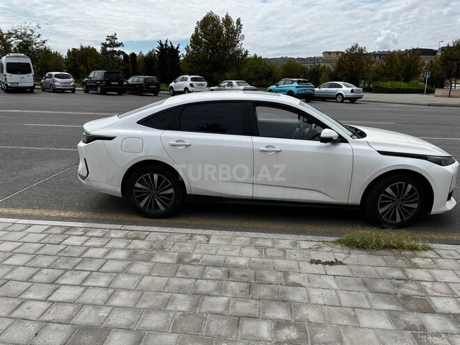 Changan Qiyuan A05 2025, 86,000 km - 1.5 л - Bakı