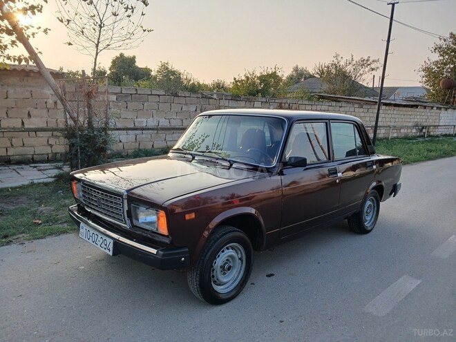 LADA (VAZ) 2107 2003, 506,460 km - 1.6 l - Salyan