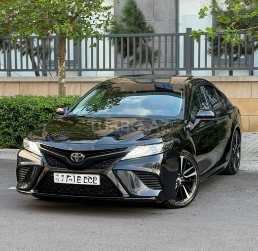 Toyota Camry 2018, 180,000 km - 2.5 l - Bakı