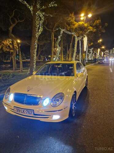 Mercedes E 320 2003, 274,555 km - 3.2 л - Sumqayıt