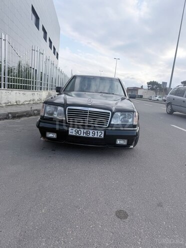 Mercedes E 200 1993, 250,000 km - 2.0 л - Bakı