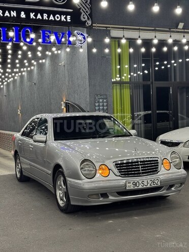 Mercedes E 240 2001, 250,000 km - 2.4 l - Zaqatala