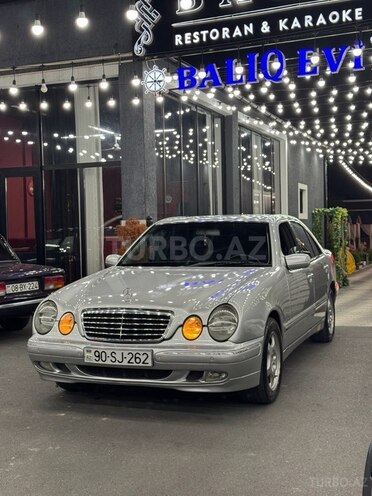 Mercedes E 240 2001, 250,000 km - 2.4 l - Zaqatala
