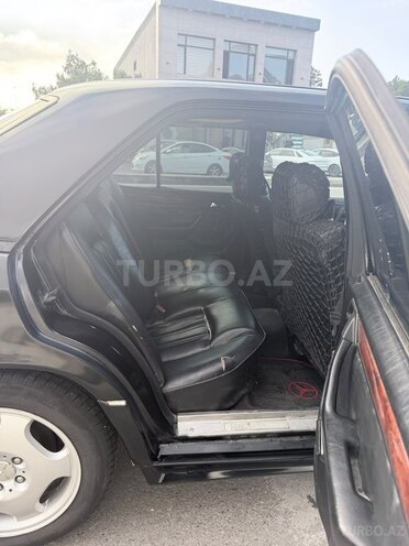 Mercedes E 200 1993, 250,000 km - 2.0 л - Bakı
