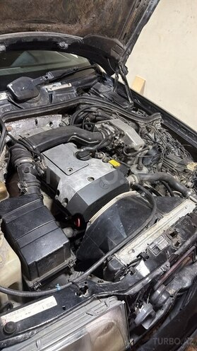 Mercedes E 200 1993, 250,000 km - 2.0 л - Bakı