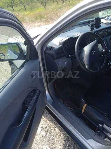 Mitsubishi Airtrek 2002, 400,000 km - 2.4 l - İsmayıllı