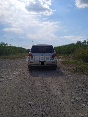 Mitsubishi Airtrek 2002, 400,000 km - 2.4 l - İsmayıllı