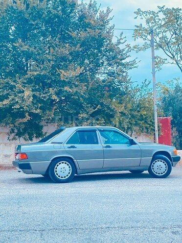 Mercedes 190 1990, 254,869 km - 2.0 l - Siyəzən