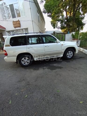 Toyota Land Cruiser 2007, 250,000 km - 4.5 л - Quba