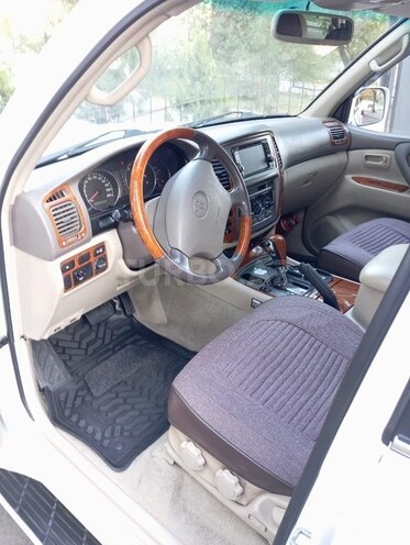 Toyota Land Cruiser 2007, 250,000 km - 4.5 л - Quba