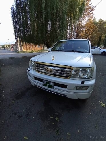 Toyota Land Cruiser 2007, 250,000 km - 4.5 л - Quba