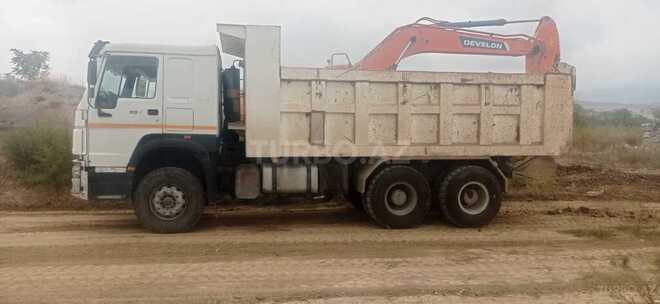 HOWO Sinotruk 2016, 350,000 km - 9.0 l - Bakı