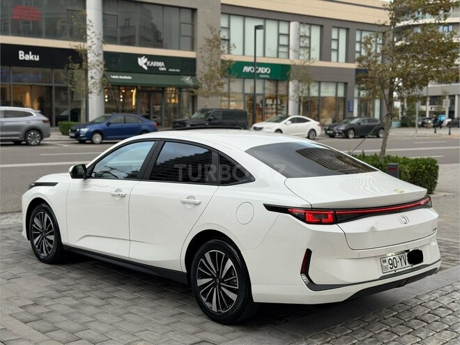 Changan Qiyuan A05 2025, 69,800 km - 1.5 л - Bakı