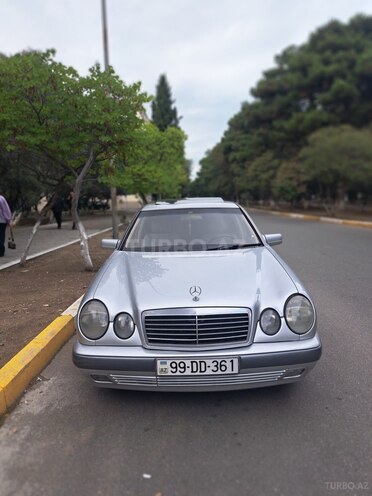 Mercedes E 220 1999, 356,000 km - 2.2 l - Sumqayıt
