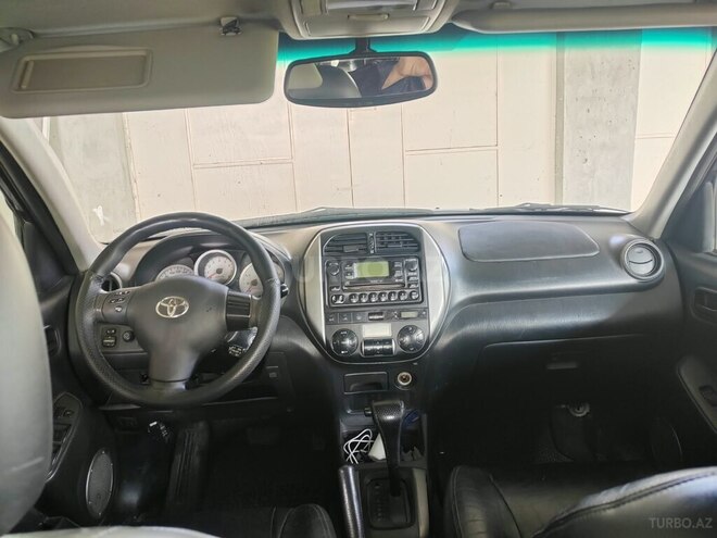 Toyota RAV4 2004, 368,000 km - 2.0 l - Qəbələ