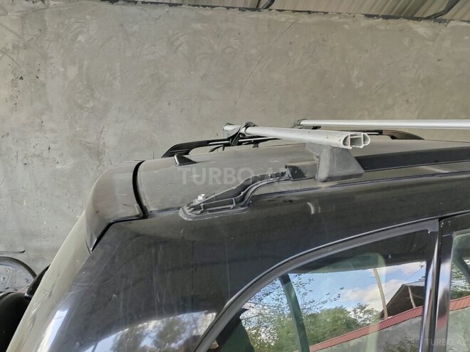 Toyota RAV4 2004, 368,000 km - 2.0 l - Qəbələ