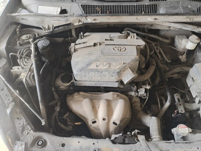 Toyota RAV4 2004, 368,000 km - 2.0 l - Qəbələ