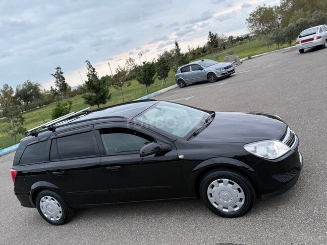 Opel Astra 2009, 320,000 km - 1.4 l - Bakı