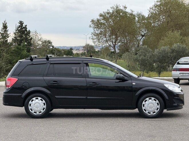 Opel Astra 2009, 320,000 km - 1.4 l - Bakı