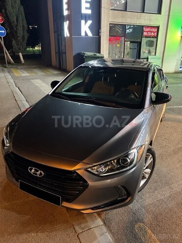 Hyundai Elantra 2018, 120,000 km - 2.0 л - Bakı