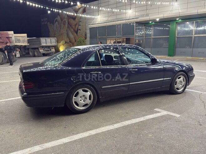 Mercedes E 220 2000, 430,000 km - 2.2 l - Bakı