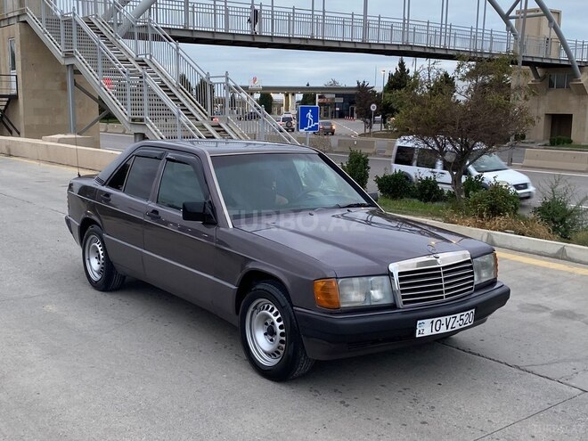 Mercedes 190 1990, 275,000 km - 2.0 l - Bakı
