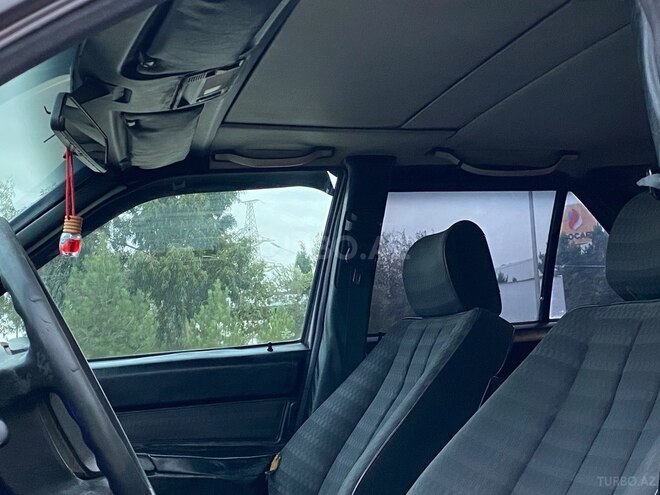 Mercedes 190 1990, 275,000 km - 2.0 l - Bakı