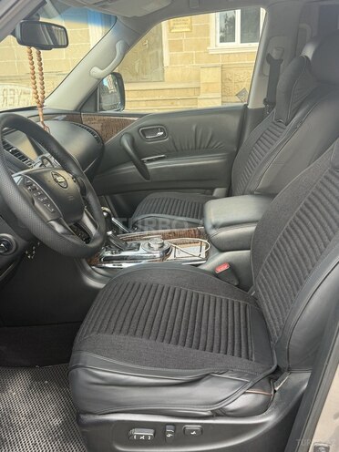 Nissan Patrol 2010, 238,770 km - 5.6 л - Bakı